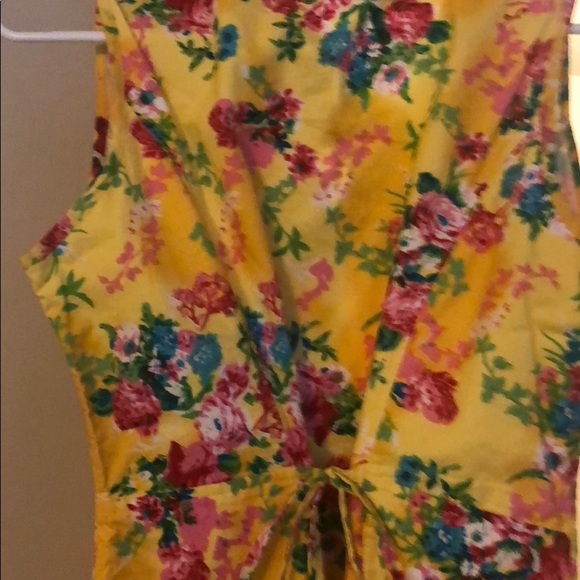 Dress - Picture 2 of 9